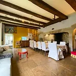 La Maison De Camille Holiday home Salles-la-Source